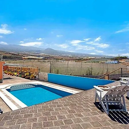 La Calabacera Casa Amarilla Tenerife Island